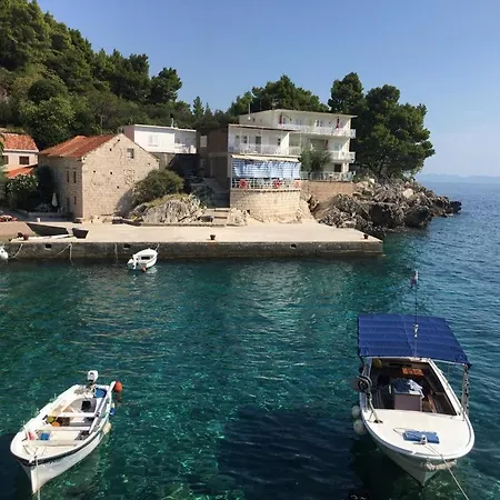 Idyllisches Haus An Weingaerten 30 M Von Kiesstrand Vakantiehuis Podobuče