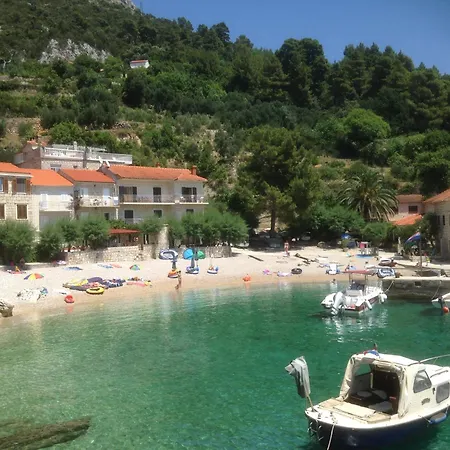 Idyllisches Haus An Weingaerten 30 M Von Kiesstrand