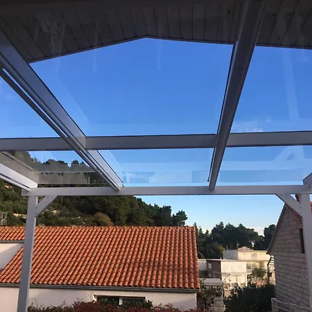 Idyllisches Haus An Weingaerten 30 M Von Kiesstrand *