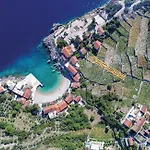 Idyllisches Haus An Weingaerten 30 M Von Kiesstrand 펜션 Podobuče
