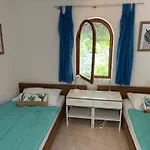 Idyllisches Haus An Weingaerten 30 M Von Kiesstrand * Podobuče