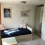 펜션 Idyllisches Haus An Weingaerten 30 M Von Kiesstrand *