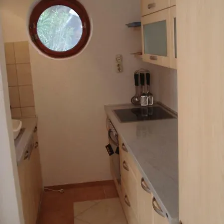 بيت للعطل Idyllisches Haus An Weingaerten 30 M Von Kiesstrand