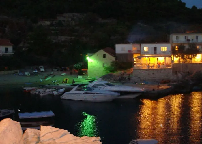 Casa vacanze Idyllisches Haus An Weingaerten 30 M Von Kiesstrand Podobuče